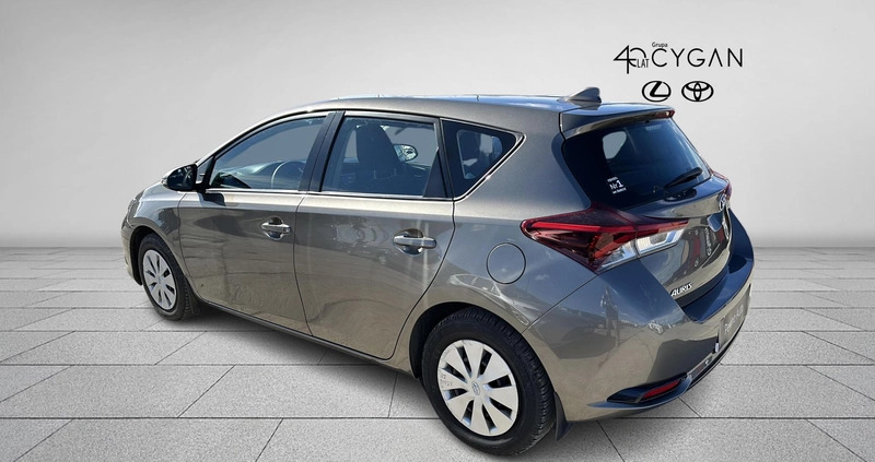 Toyota Auris cena 49900 przebieg: 158923, rok produkcji 2018 z Malbork małe 232